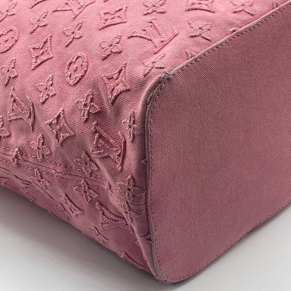 Louis Vuitton Neverfull Denim Stone Rose Appliqué - Picture 7 of 16